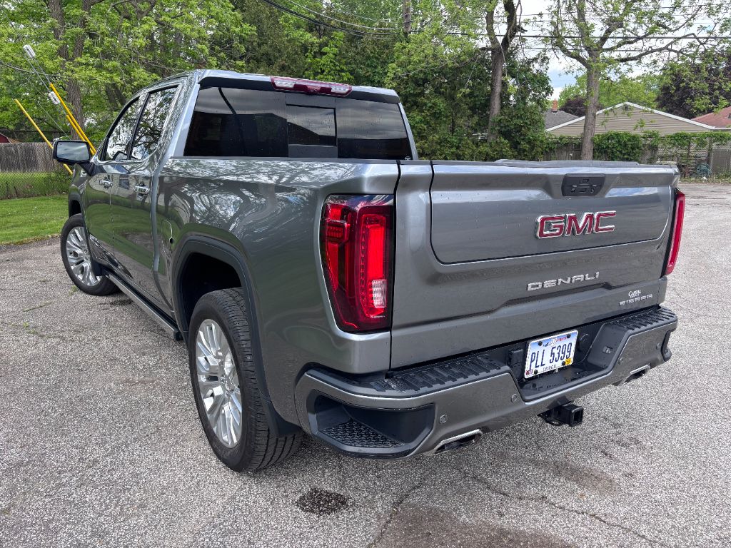 2021 GMC Sierra 1500 Denali photo