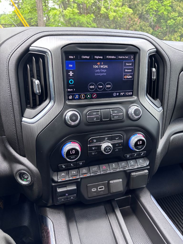 2021 GMC Sierra 1500 Denali photo