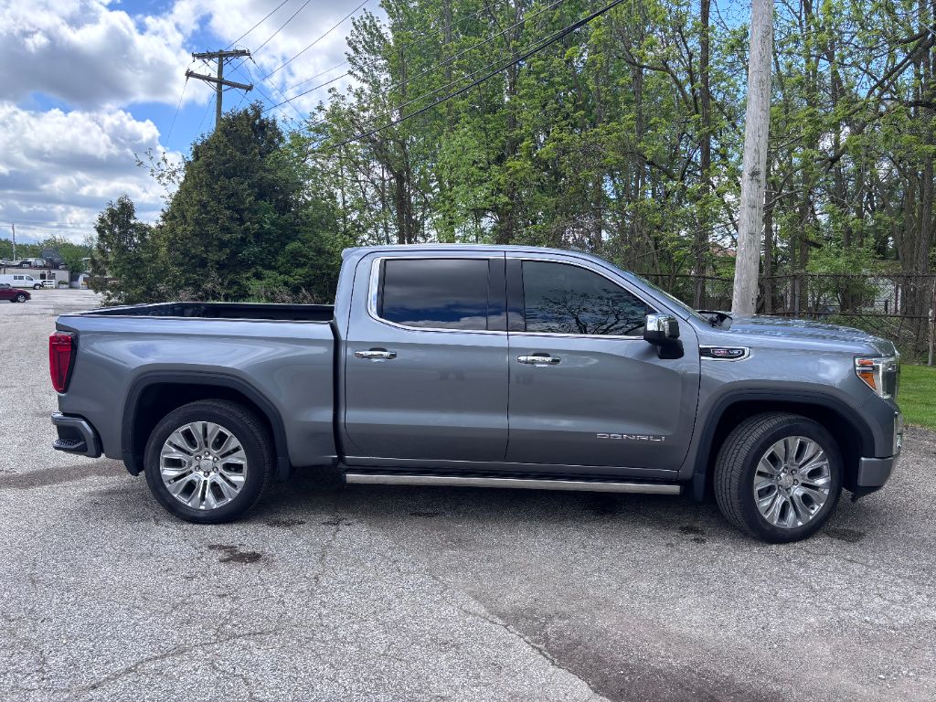 2021 GMC Sierra 1500 Denali photo
