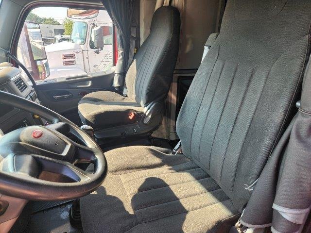 2017 Peterbilt 579 - $44,995