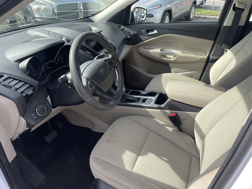 2018 Nissan Pathfinder SL photo