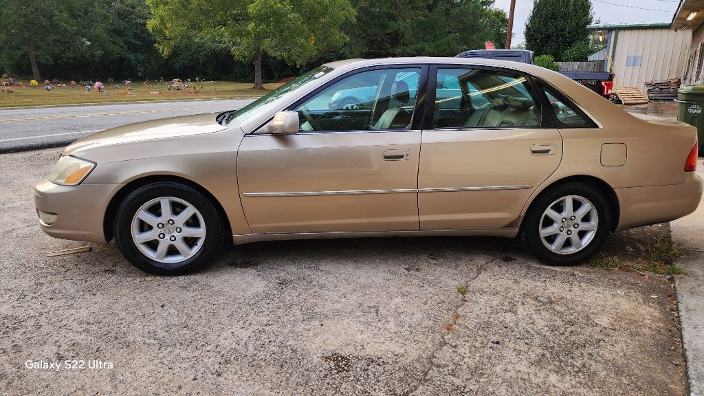 2002 Toyota Avalon XL photo