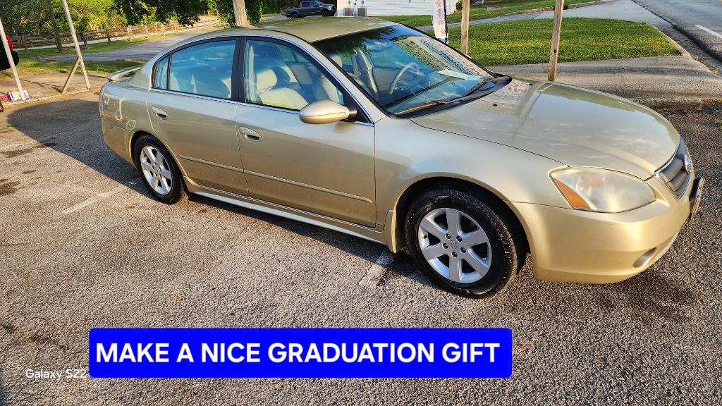 2004 Nissan Altima 2.5 photo
