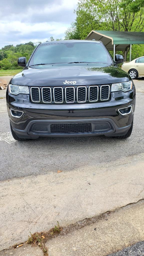 2019 Jeep Grand Cherokee Laredo photo