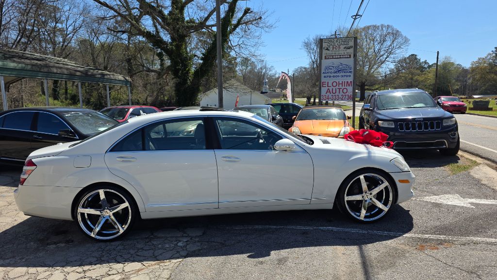 2007 Mercedes-Benz S-class - $9,800