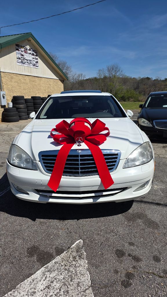 2007 Mercedes-Benz S-class - $9,800