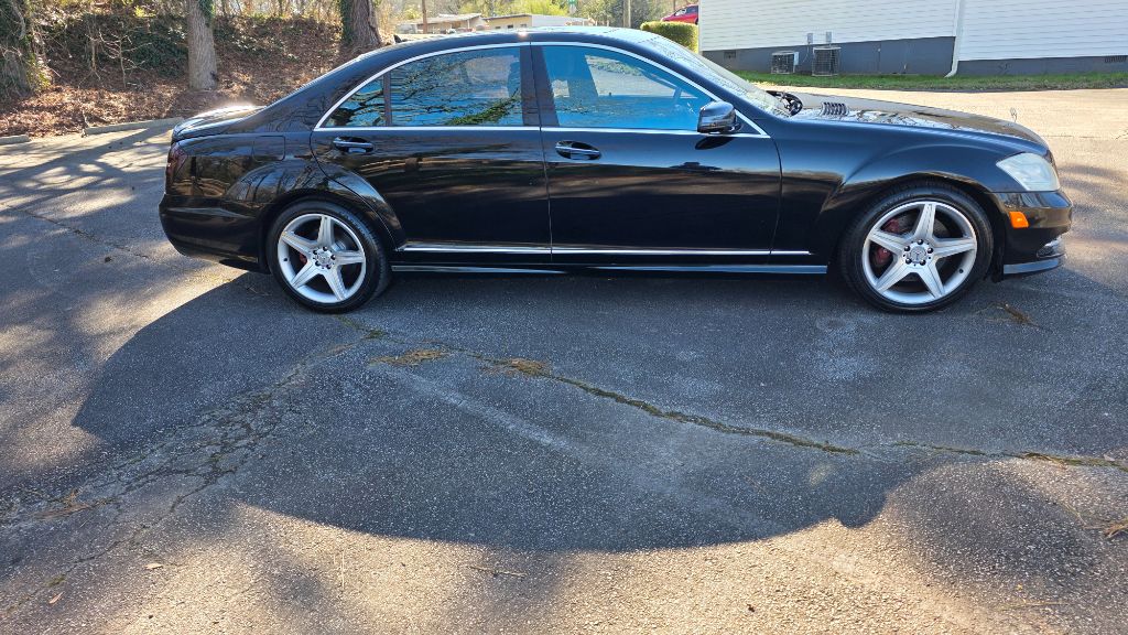 2010 Mercedes-Benz S-class - $7,796