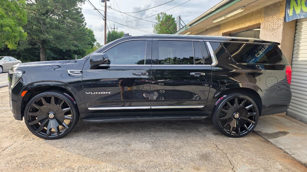 2022 GMC Yukon - $28,796