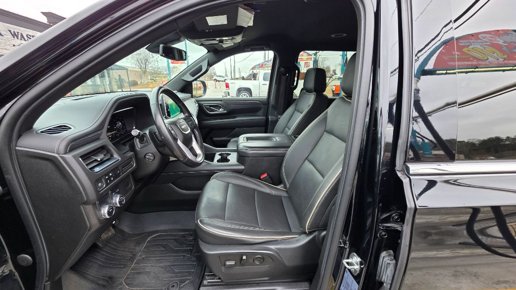 2022 GMC Yukon - $28,796