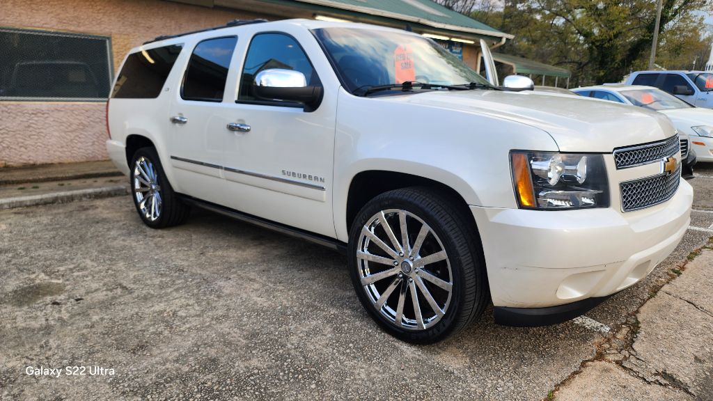 2014 Chevrolet Suburban - $8,796