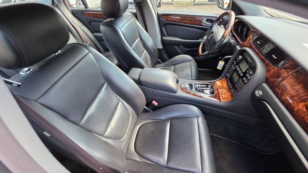 2004 Jaguar XJ - $8,796