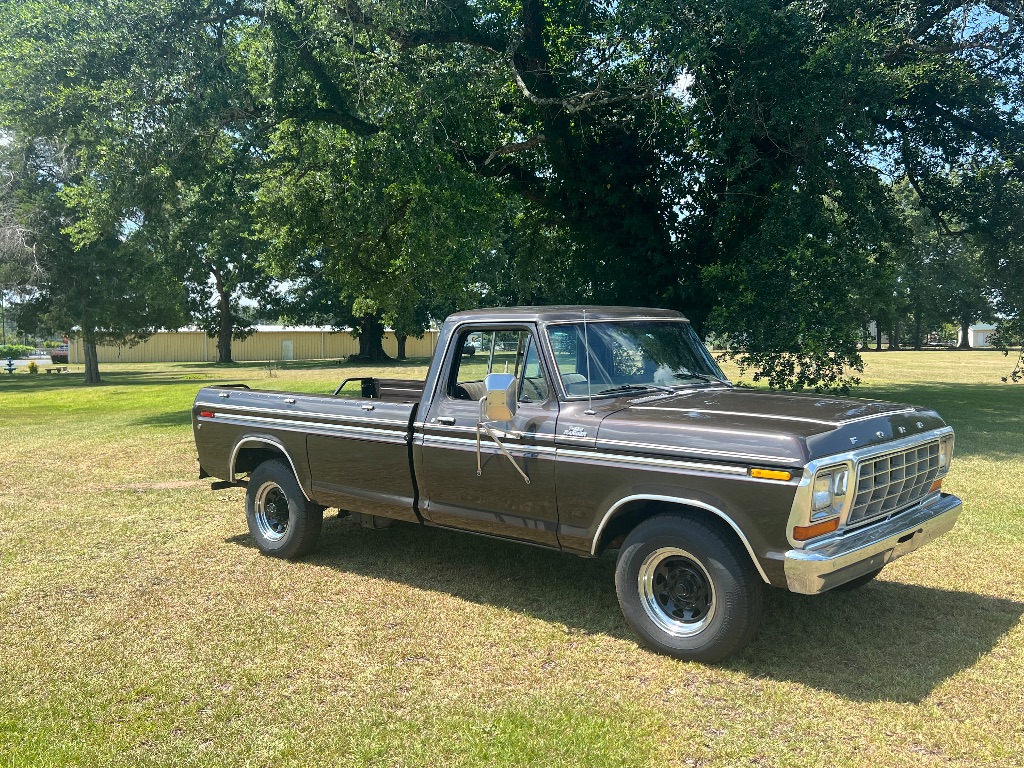 1978 Ford F350 - $22,500