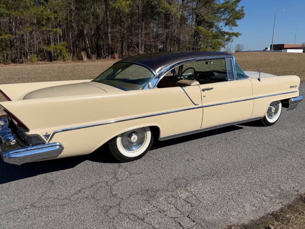 1957 Lincoln Premiere - $35,000
