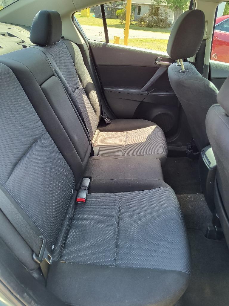2011 Mazda Mazda3 i Touring photo