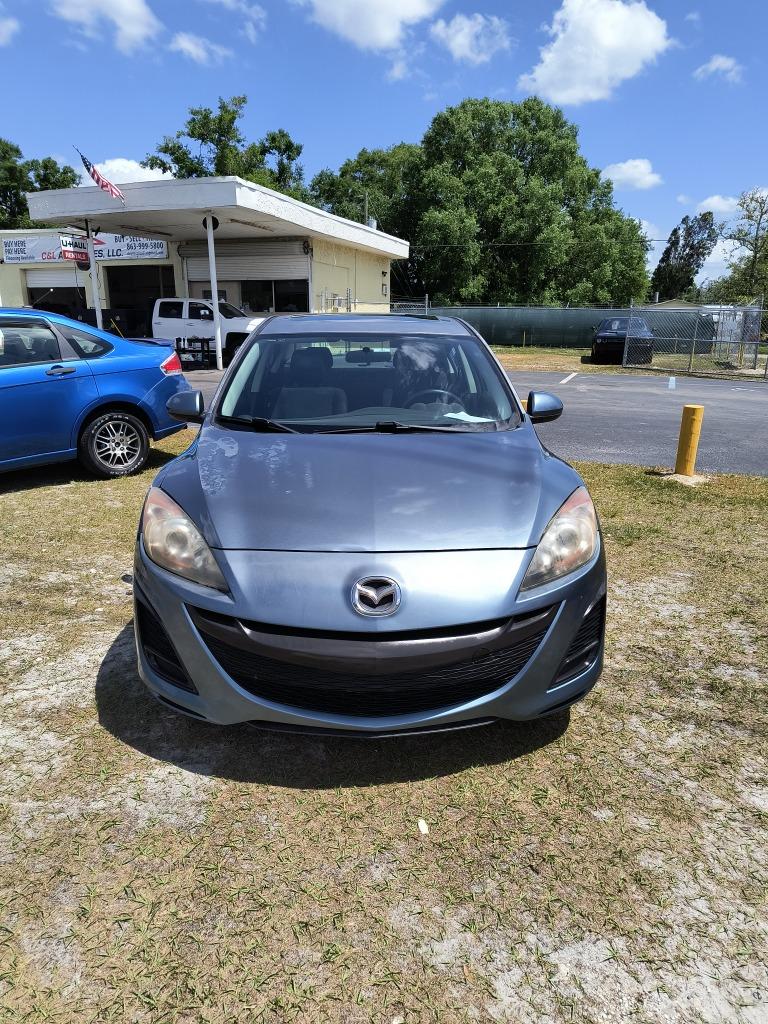 2011 Mazda Mazda3 i Touring photo