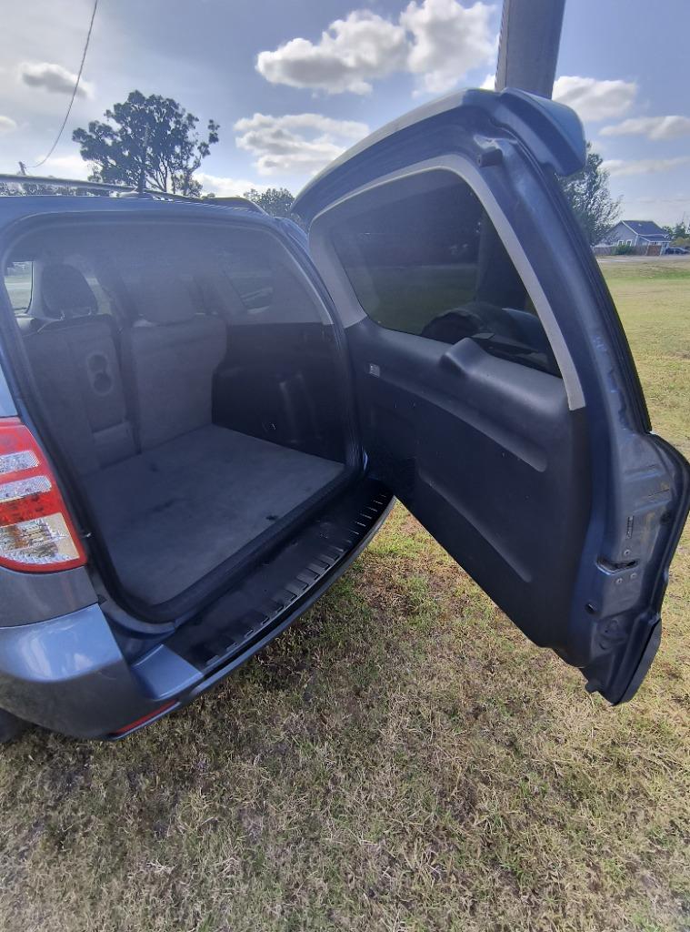 2012 Toyota RAV4 photo
