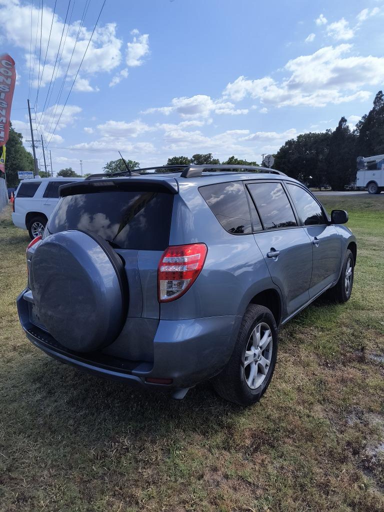 2012 Toyota RAV4 photo