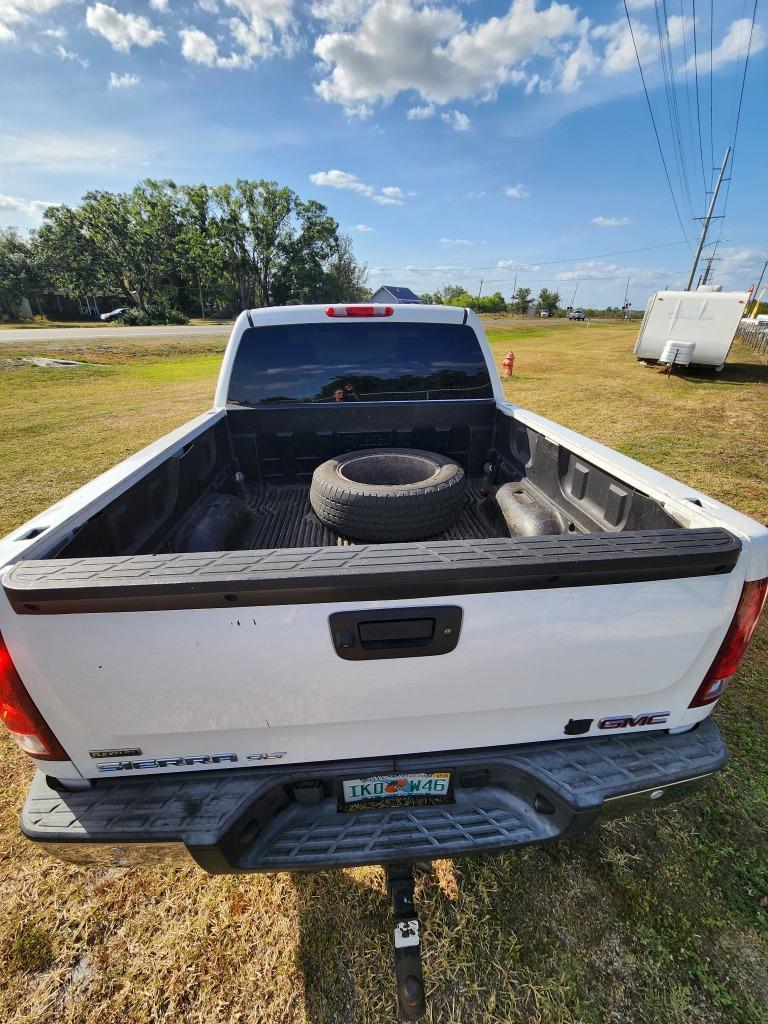 2010 GMC Sierra 1500 SLT photo