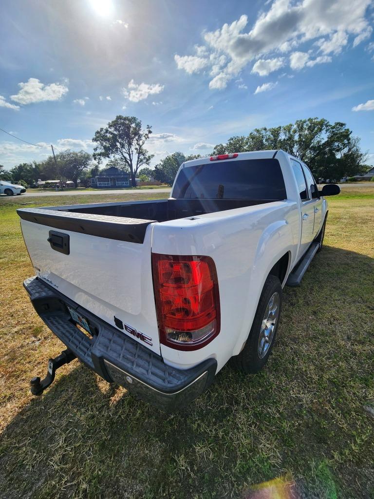 2010 GMC Sierra 1500 SLT photo