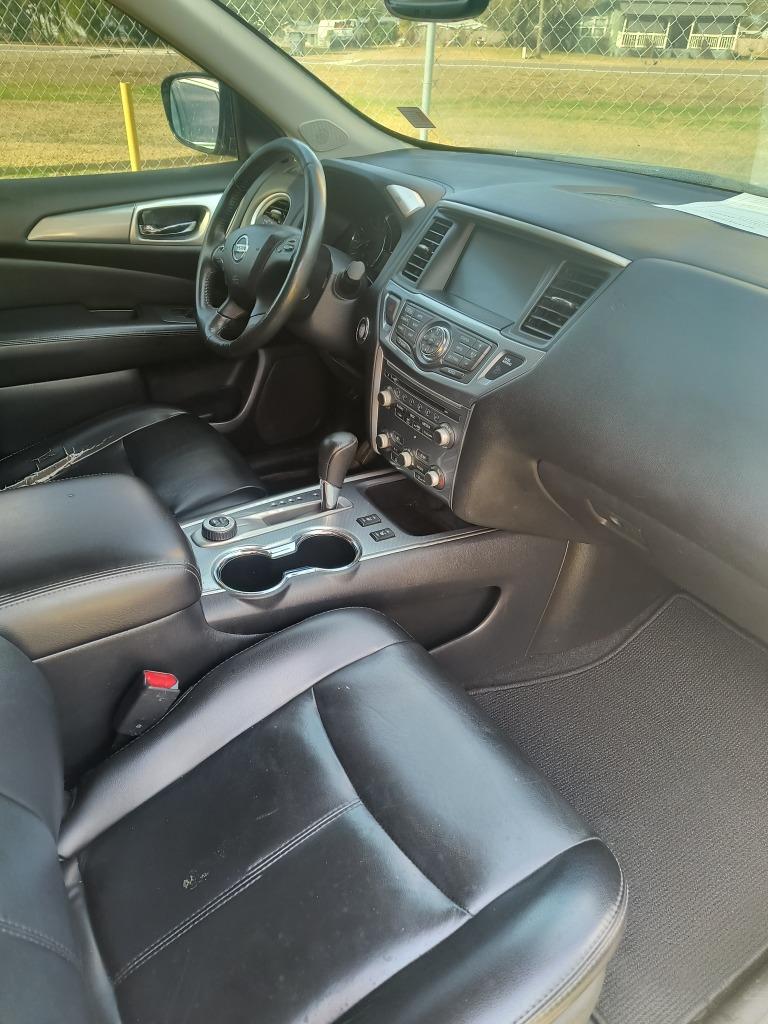 2017 Nissan Pathfinder - $6,995