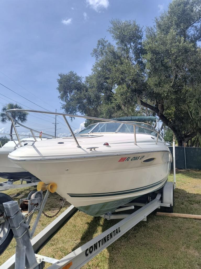 2001 SEA RAY  225 Weekender - $4,295