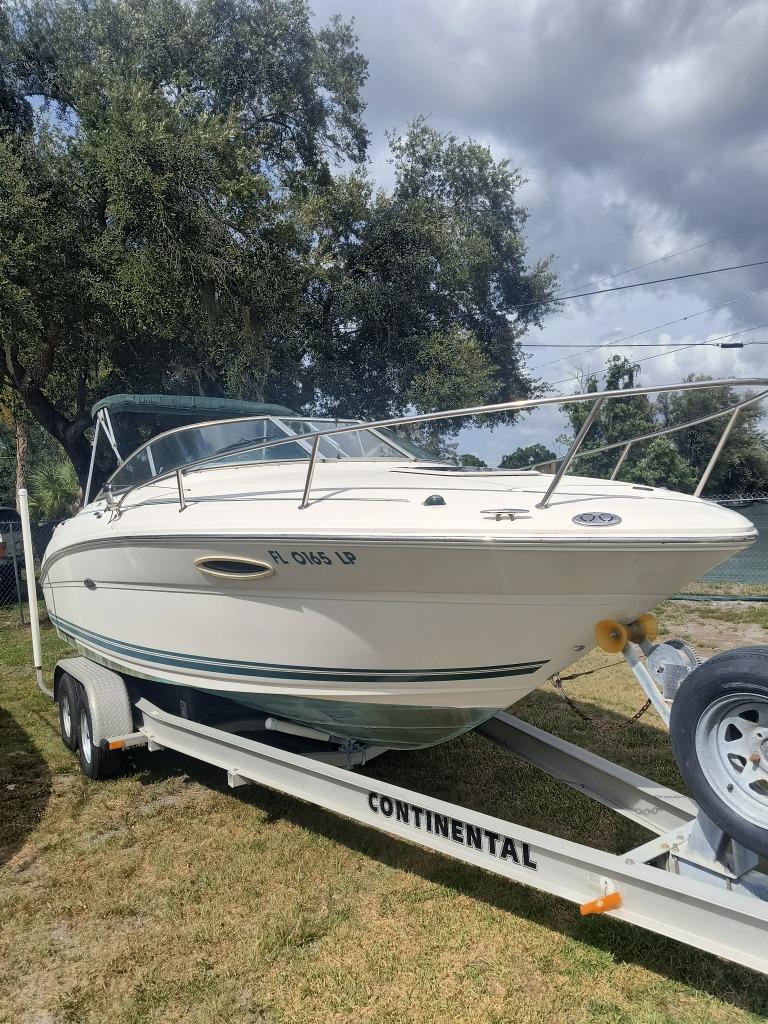 2001 SEA RAY  225 Weekender - $4,295