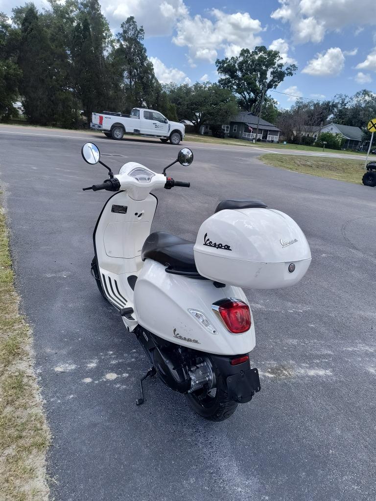 2017 Piaggio & C.S.P.A. Vespa Primavera  - $2,495