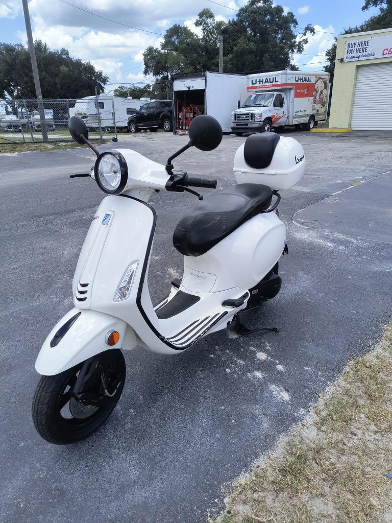 2017 Piaggio & C.S.P.A. Vespa Primavera  - $2,495