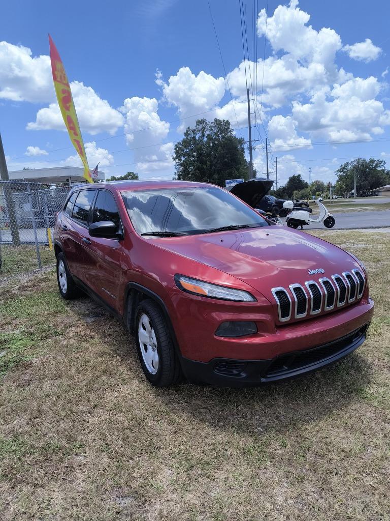 2014 Jeep Cherokee - $6,995