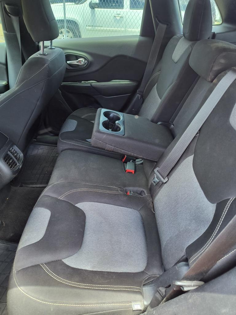 2014 Jeep Cherokee - $6,995
