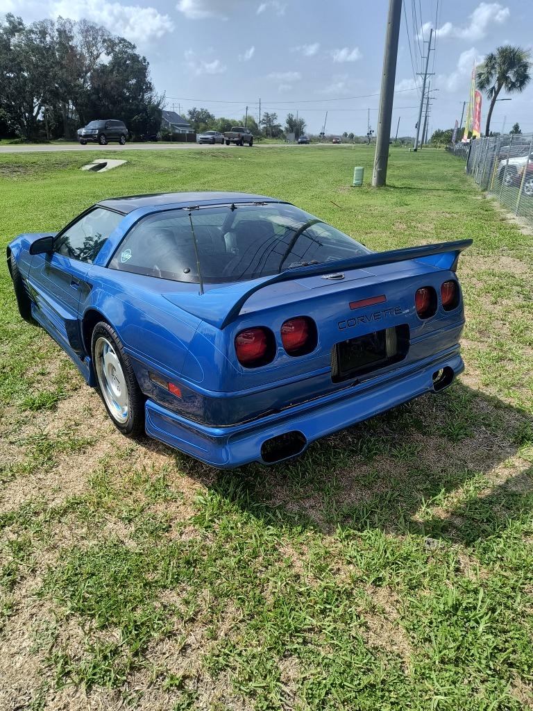 1991 Chevrolet Corvette - $6,995