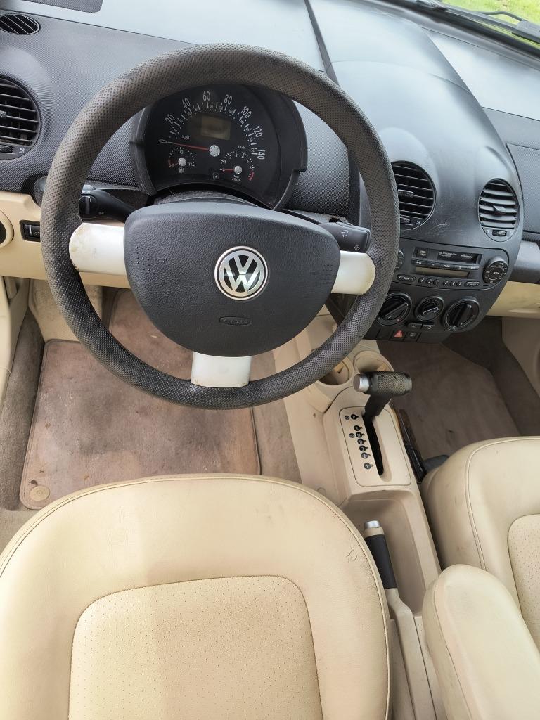 2002 Volkswagen Beetle - $3,995