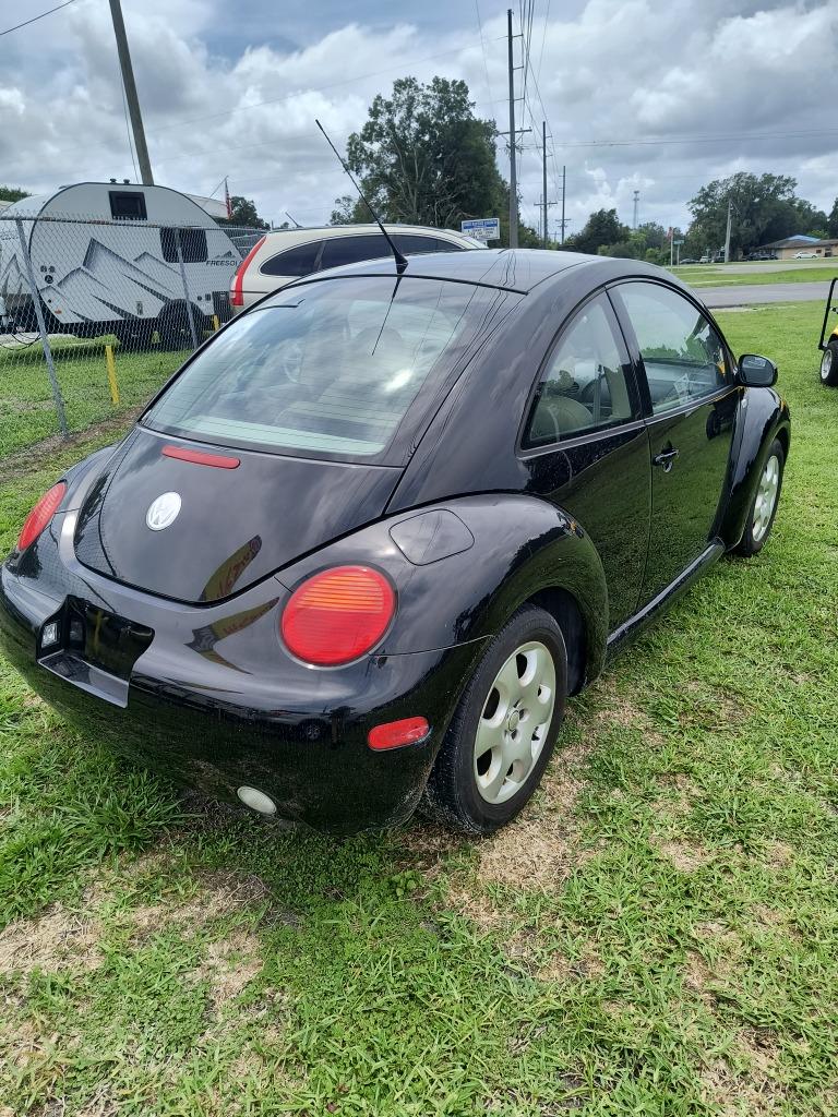 2002 Volkswagen Beetle - $3,995