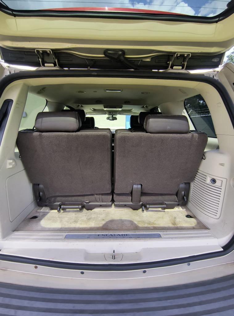 2010 Cadillac Escalade - $4,495