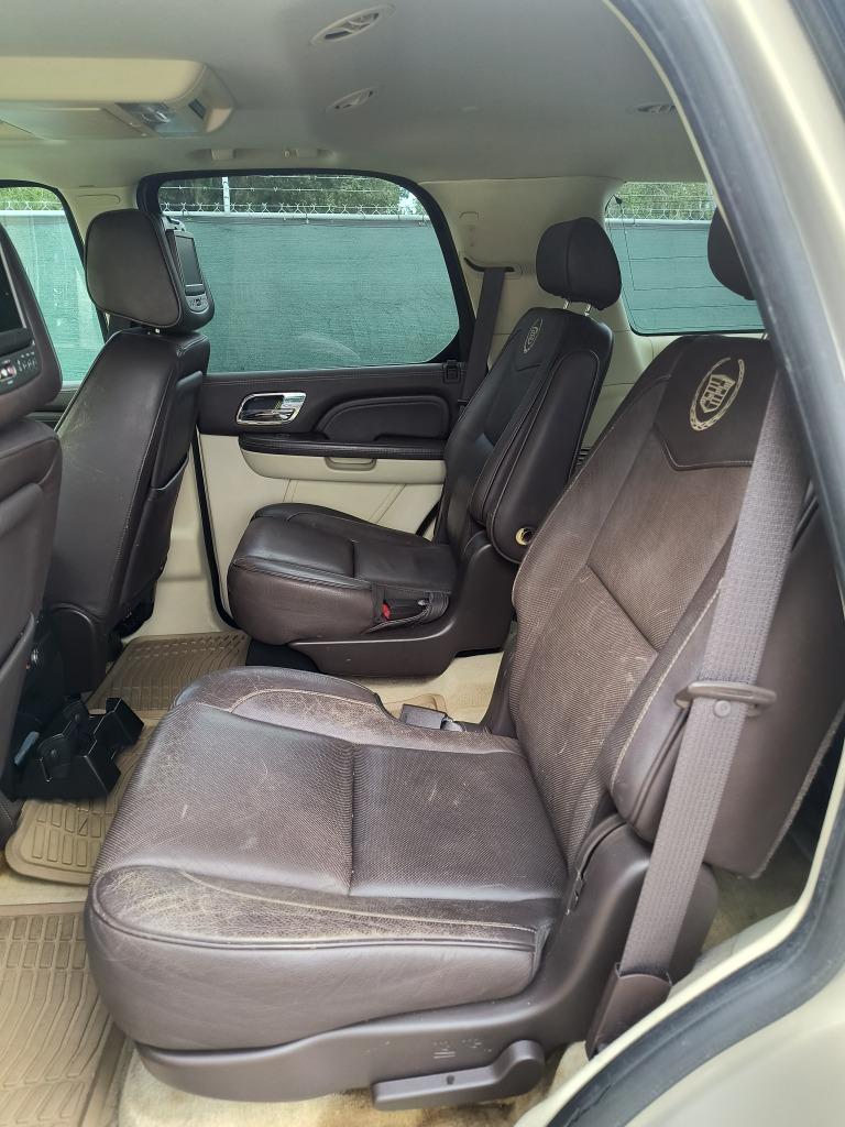 2010 Cadillac Escalade - $4,495