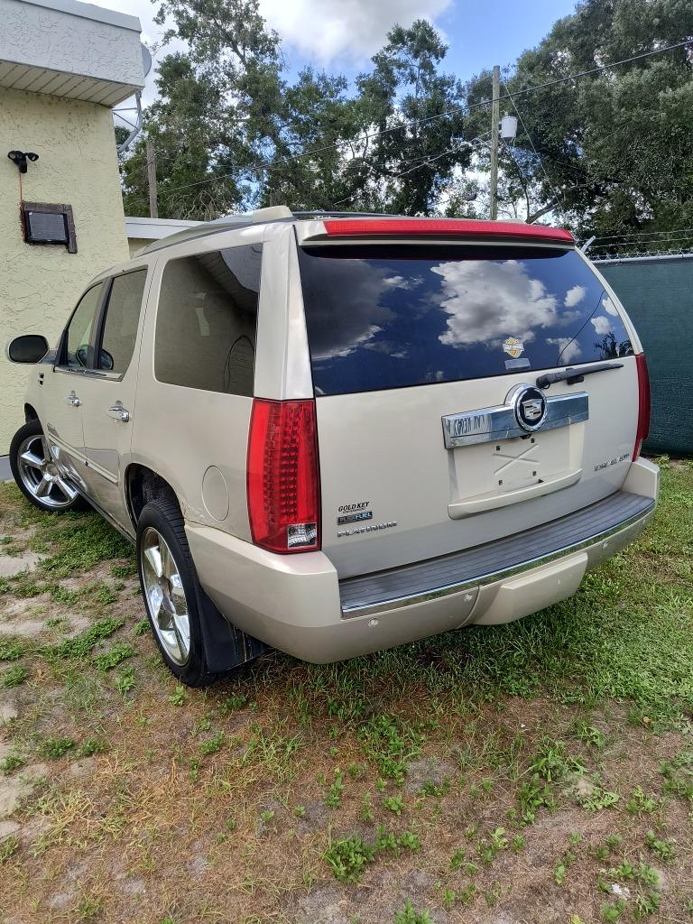2010 Cadillac Escalade - $4,495