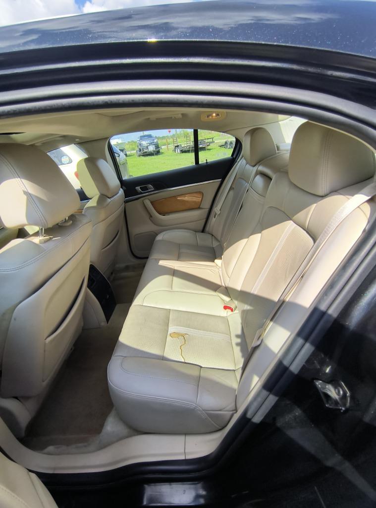 2011 Lincoln MKS - $3,495