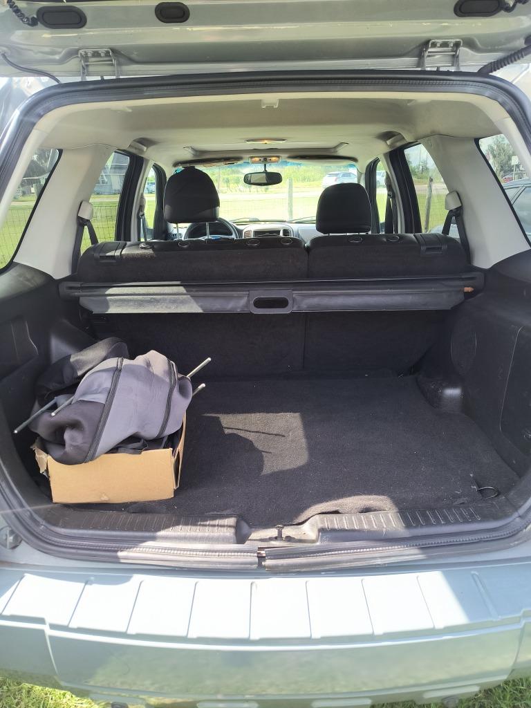 2005 Ford Escape - $2,495