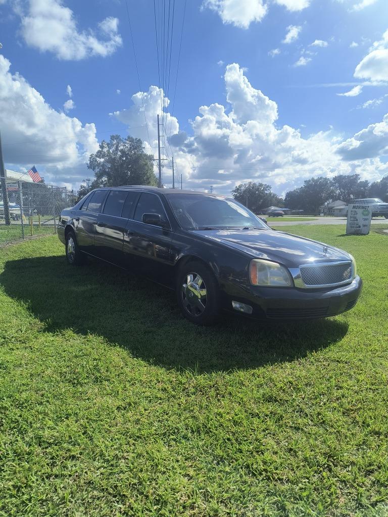 2003 Cadillac Limousine