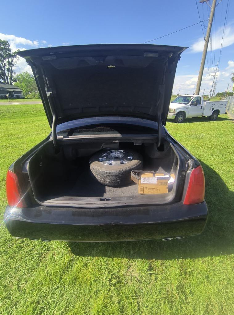 2003 Cadillac Limousine