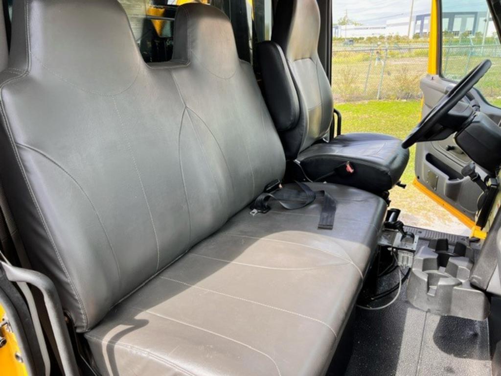 2020 International MV 607  photo