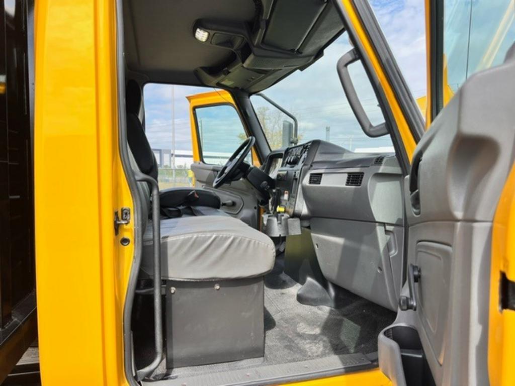 2020 International MV 607  photo