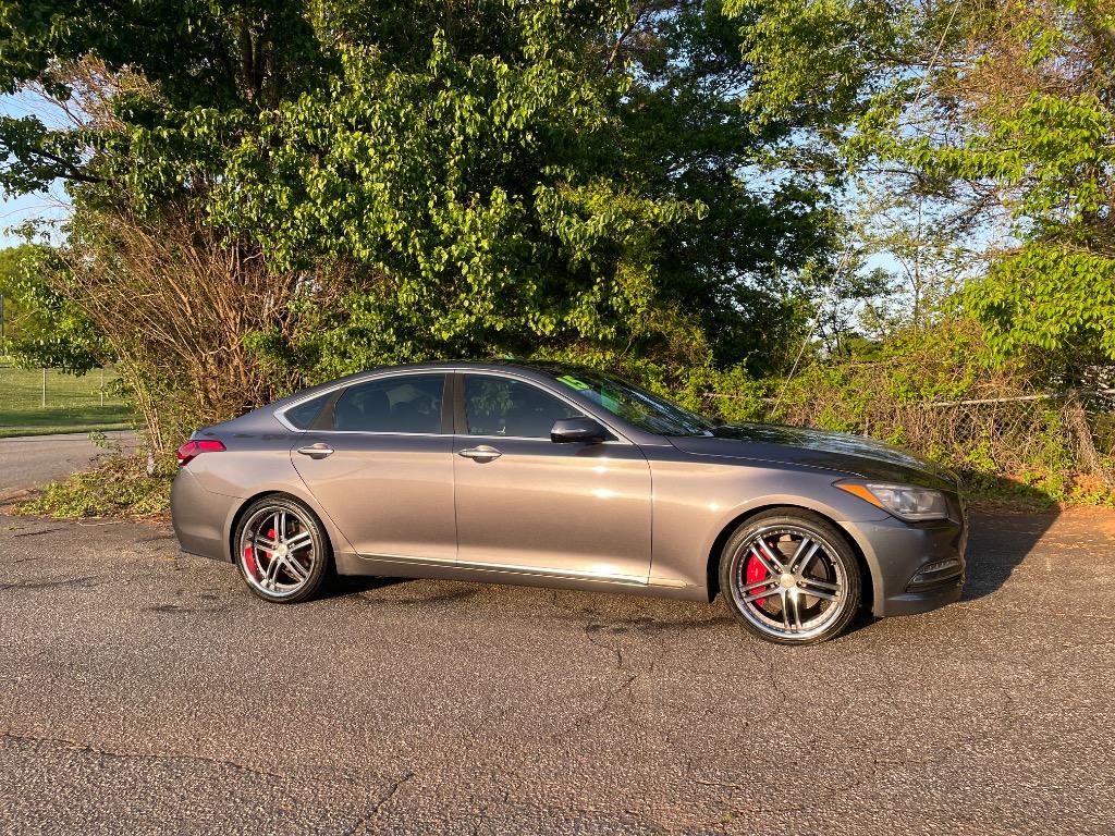 2015 Hyundai Genesis 3.8L photo