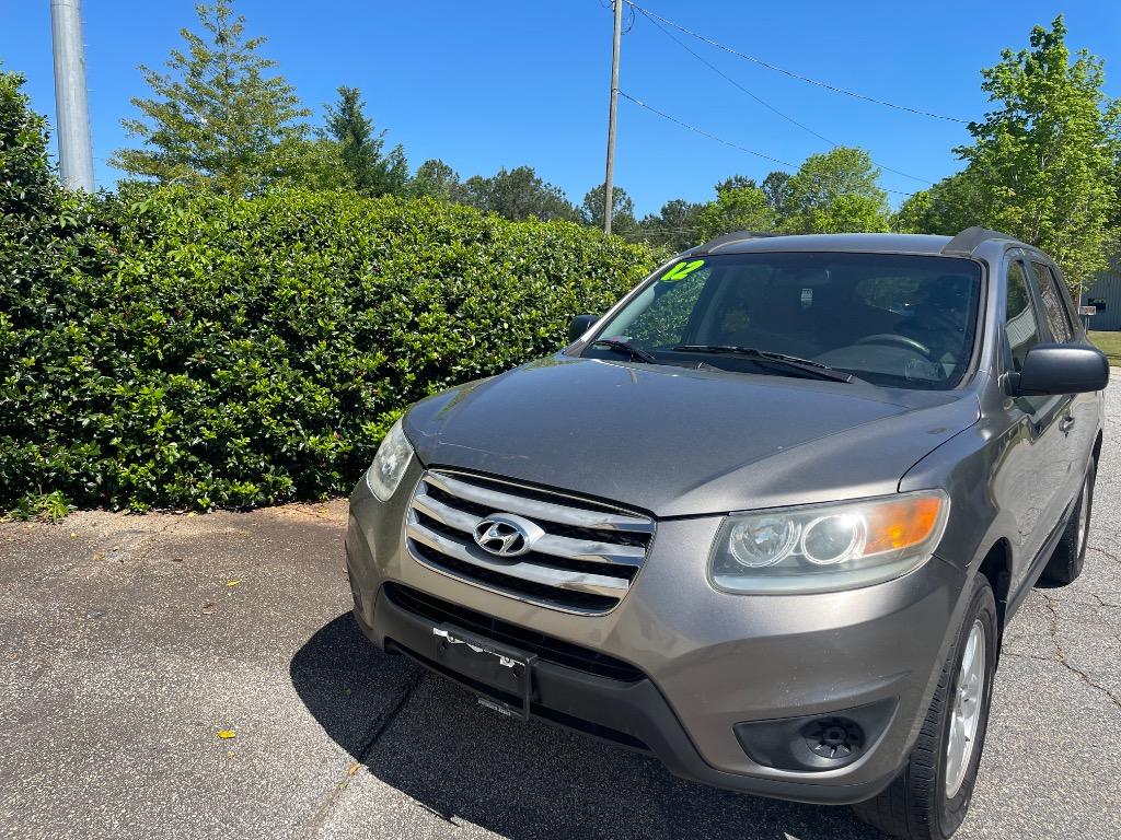 2012 Hyundai Santa Fe GLS photo
