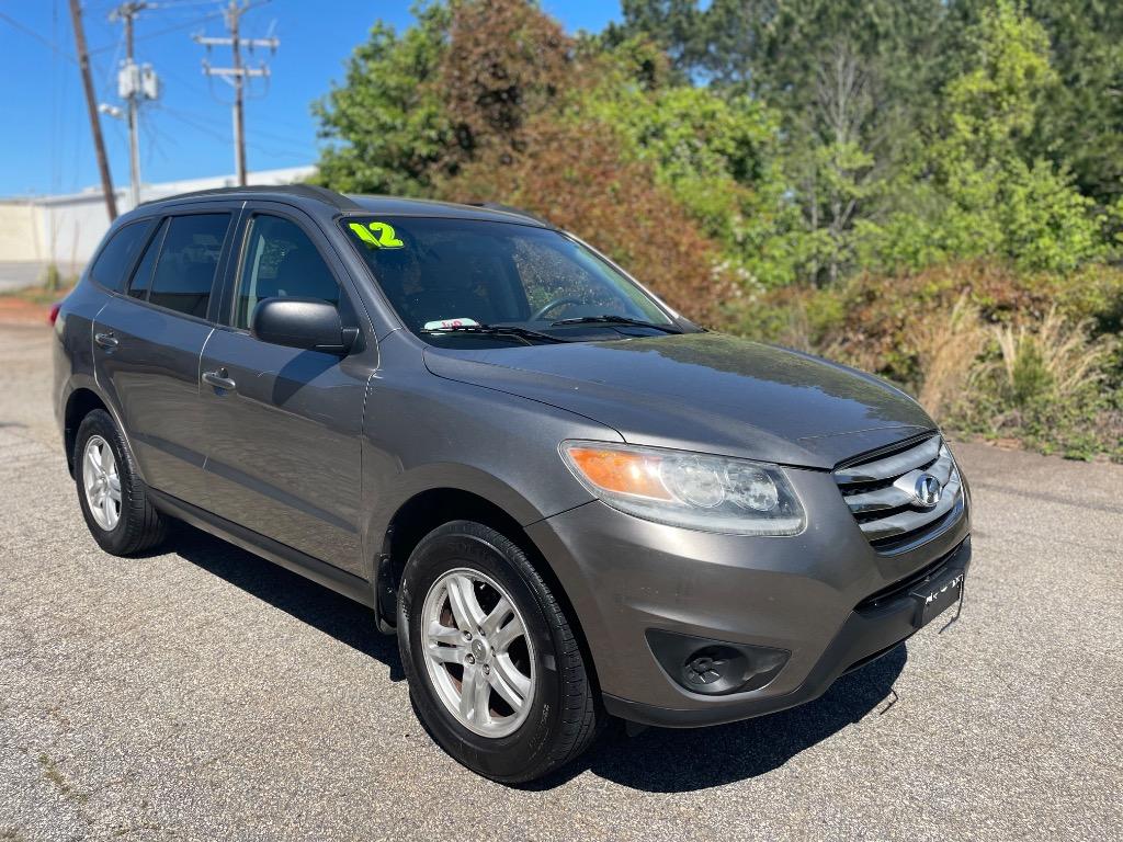 2012 Hyundai Santa Fe GLS photo