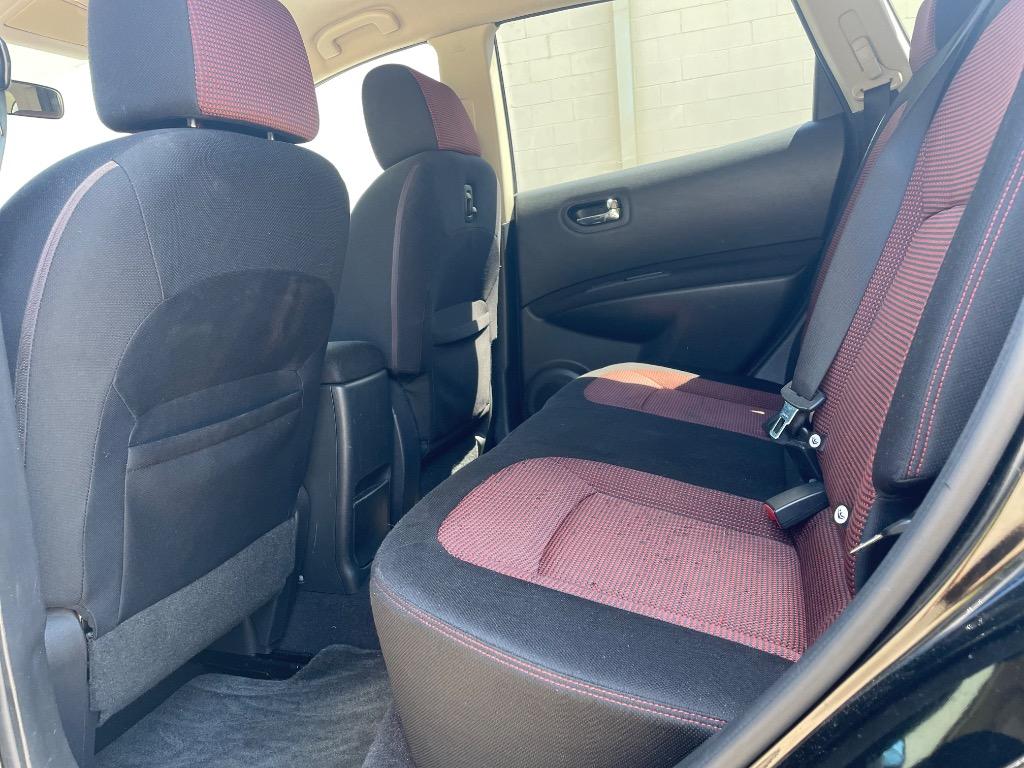2009 Nissan Rogue S photo