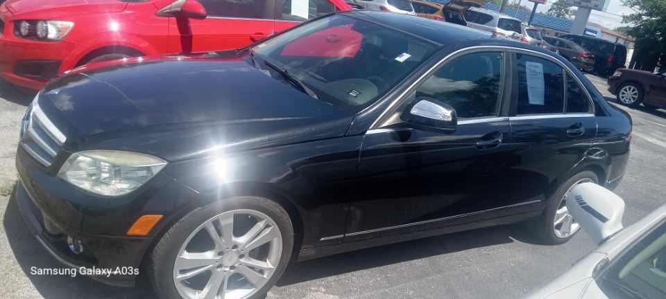 2009 Mercedes-Benz C-Class C300 photo