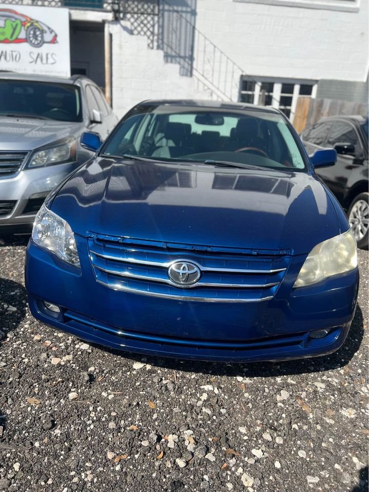 2006 Toyota Avalon XL photo