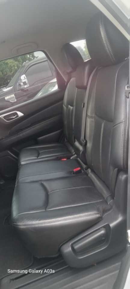 2013 Nissan Pathfinder S photo