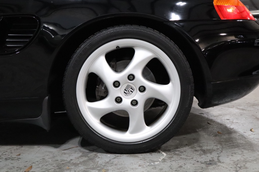2001 Porsche Boxster photo